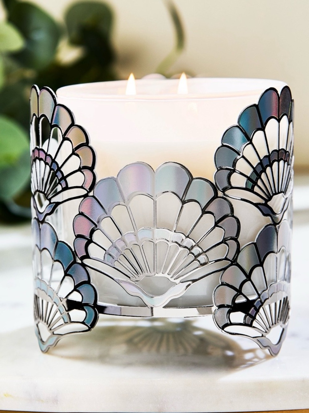 Bath & Body Works Opalescent Seashells 
3-Wick Candle Holder